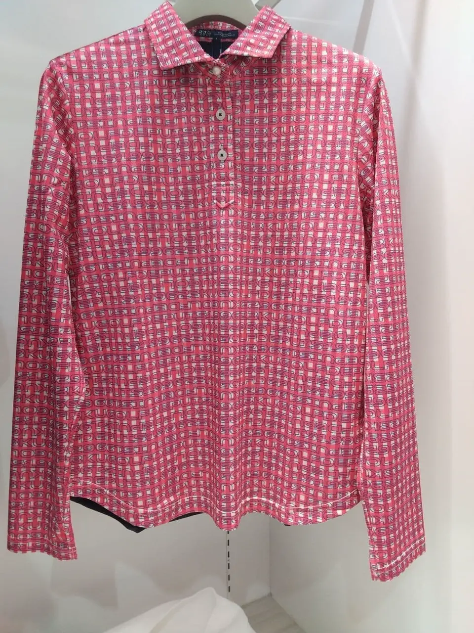 23区GOLF スタッフ コーディネート画像