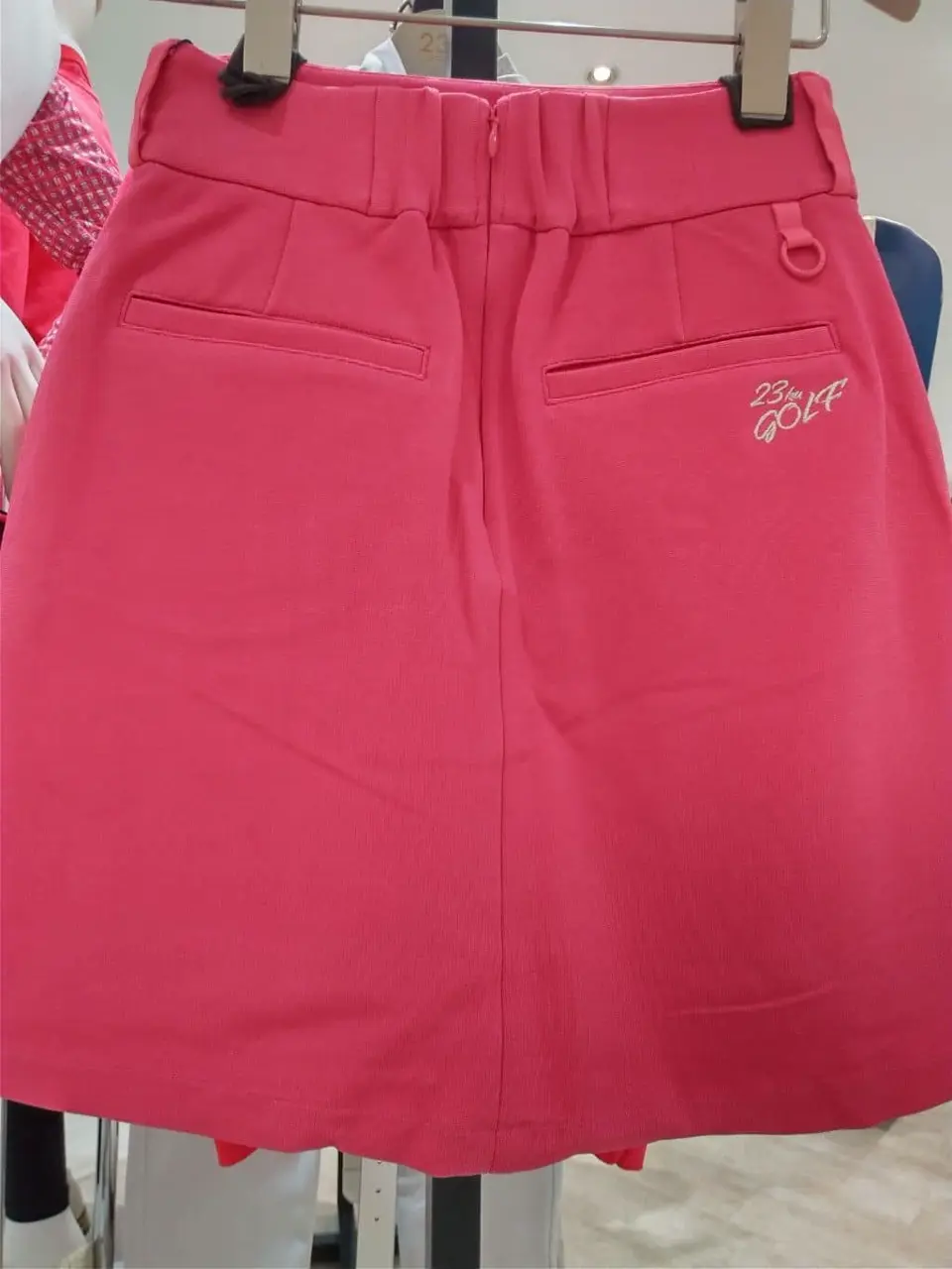 23区GOLF スタッフ コーディネート画像