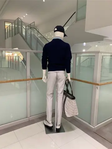 23区GOLF 松屋スタッフ コーディネート画像