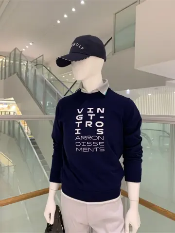 23区GOLF 松屋スタッフ コーディネート画像