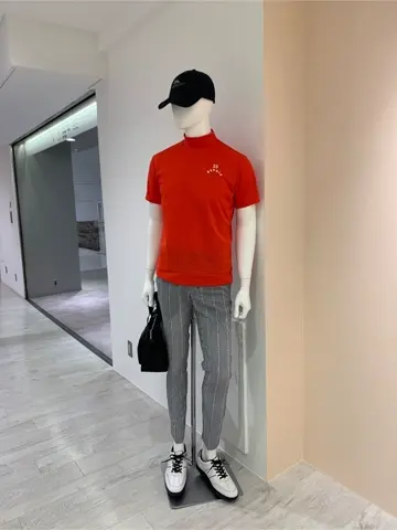 23区GOLF 松屋スタッフ コーディネート画像