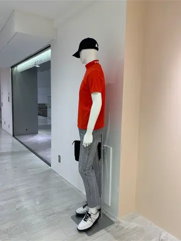 23区GOLF 松屋スタッフ コーディネート画像