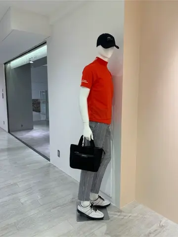 23区GOLF 松屋スタッフ コーディネート画像