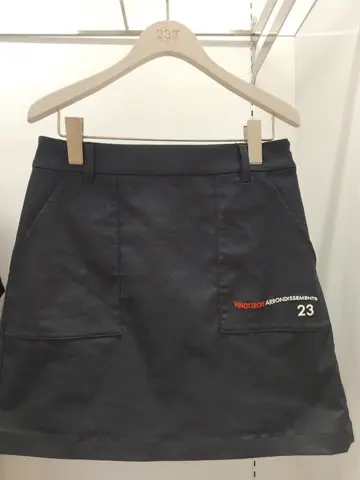 23区GOLF スタッフ コーディネート画像