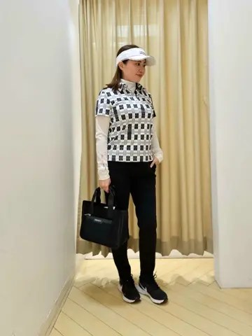 23区GOLF 堀江 コーディネート画像