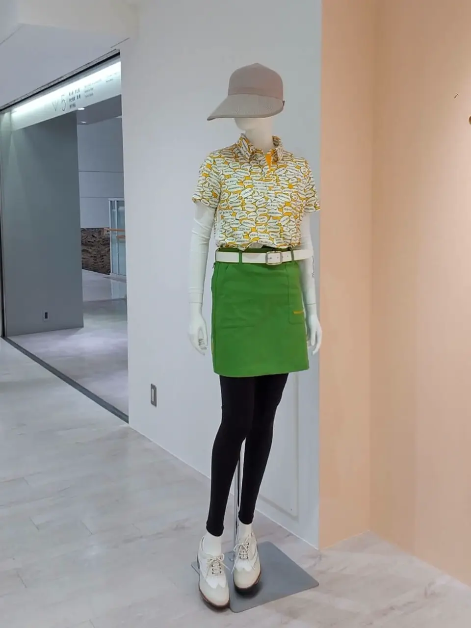 23区GOLF スタッフ コーディネート画像