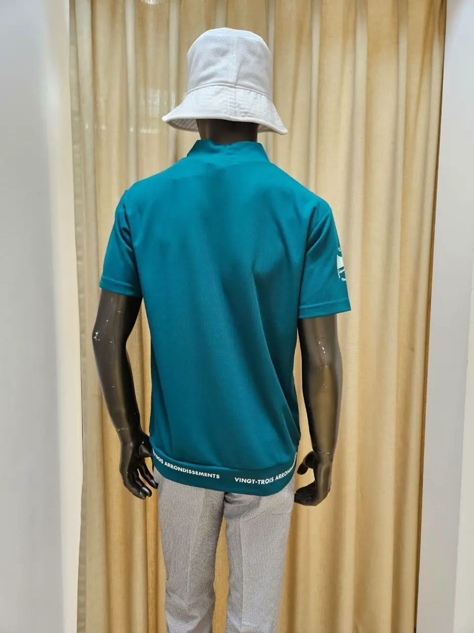 23区GOLF 堀江 コーディネート画像