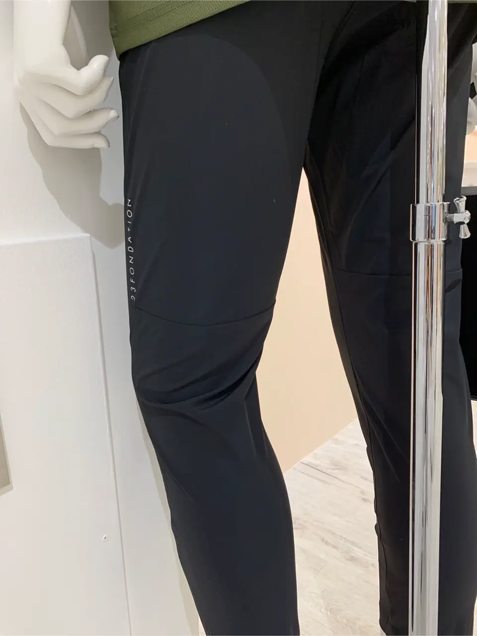 23区GOLF 松屋スタッフ コーディネート画像