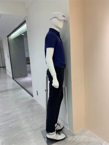 23区GOLF 松屋スタッフ コーディネート画像