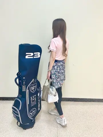23区GOLF 足立 コーディネート画像