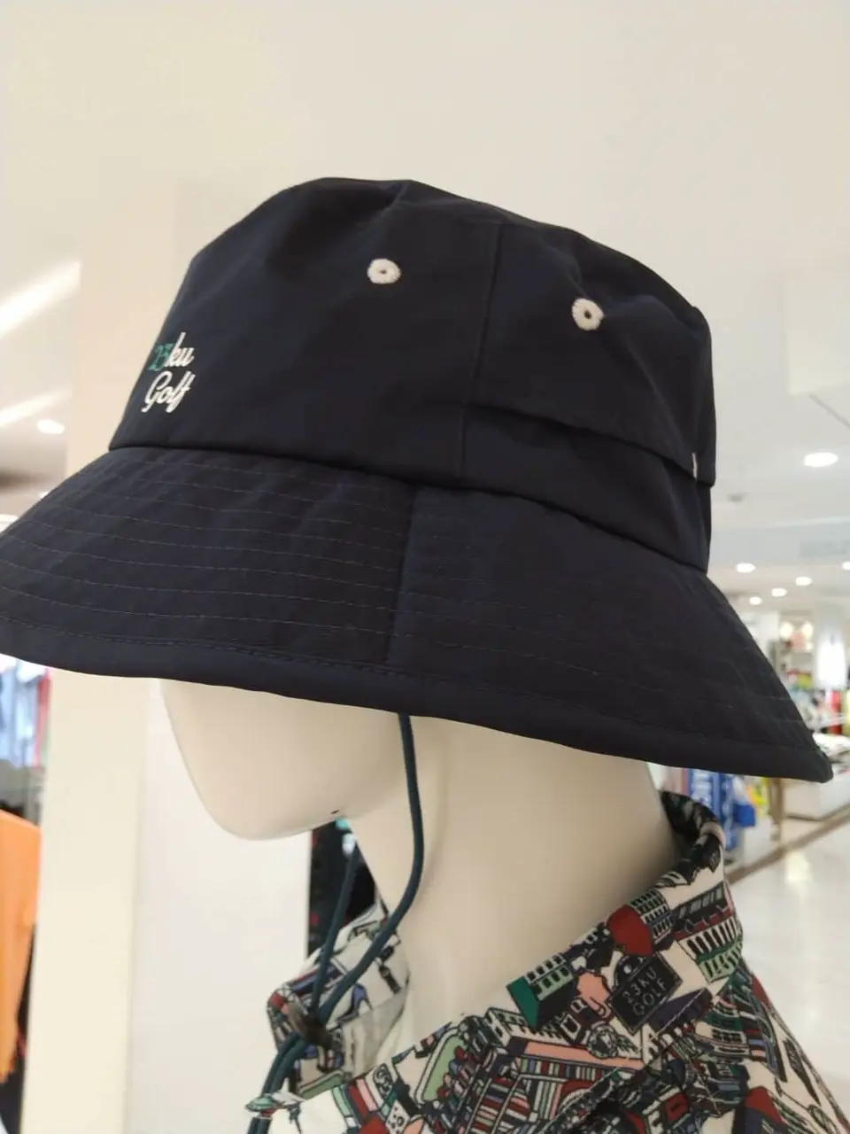 23区GOLF スタッフ コーディネート画像