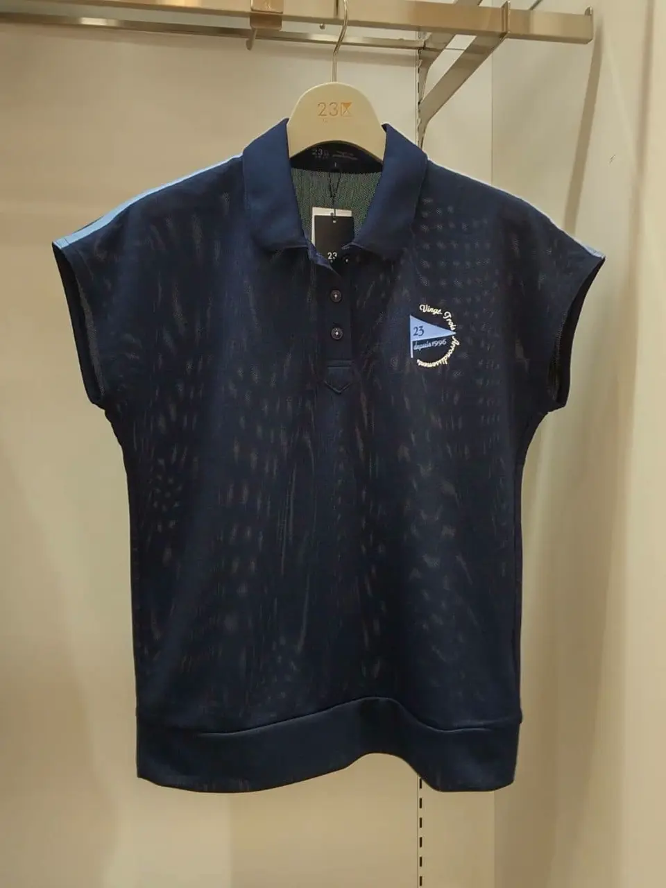 23区GOLF スタッフ コーディネート画像