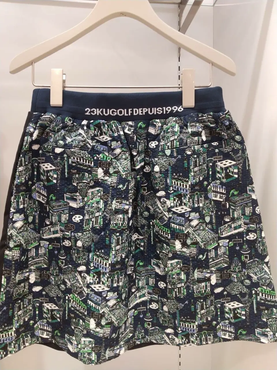 23区GOLF スタッフ コーディネート画像