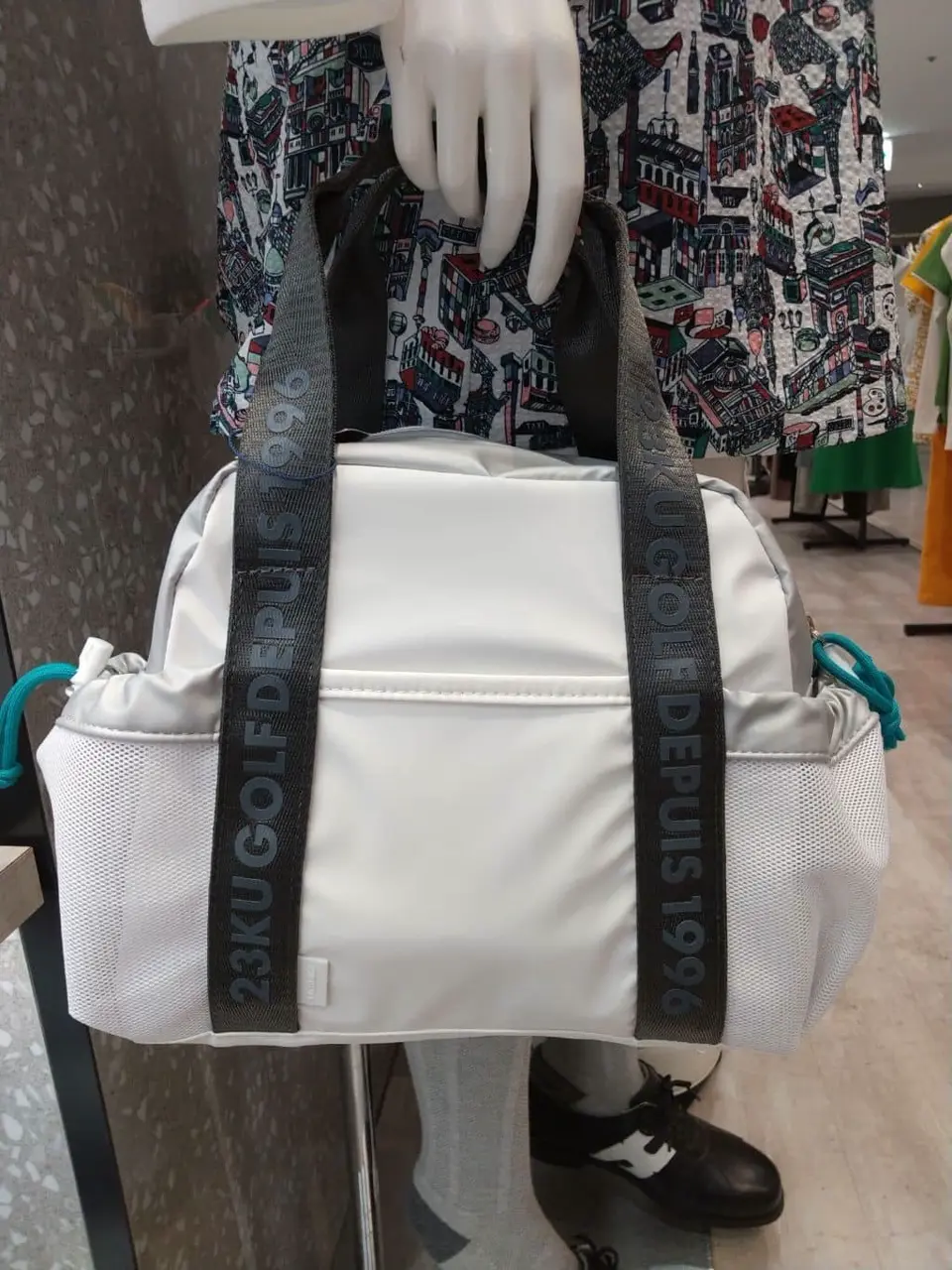 23区GOLF スタッフ コーディネート画像