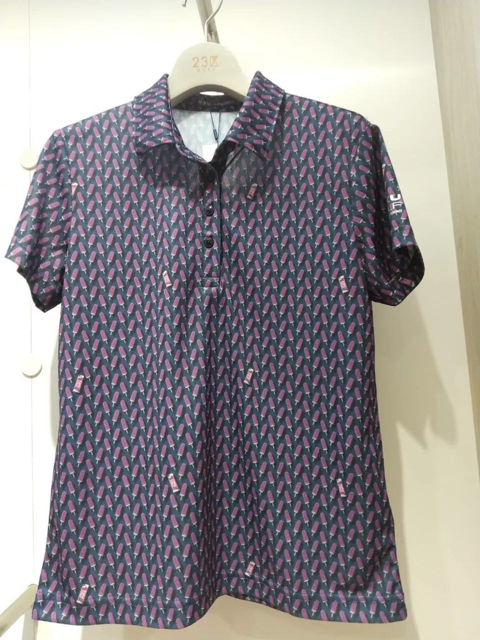 23区GOLF スタッフ コーディネート画像