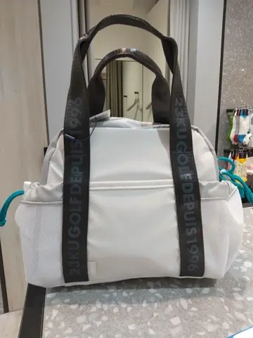 23区GOLF スタッフ コーディネート画像