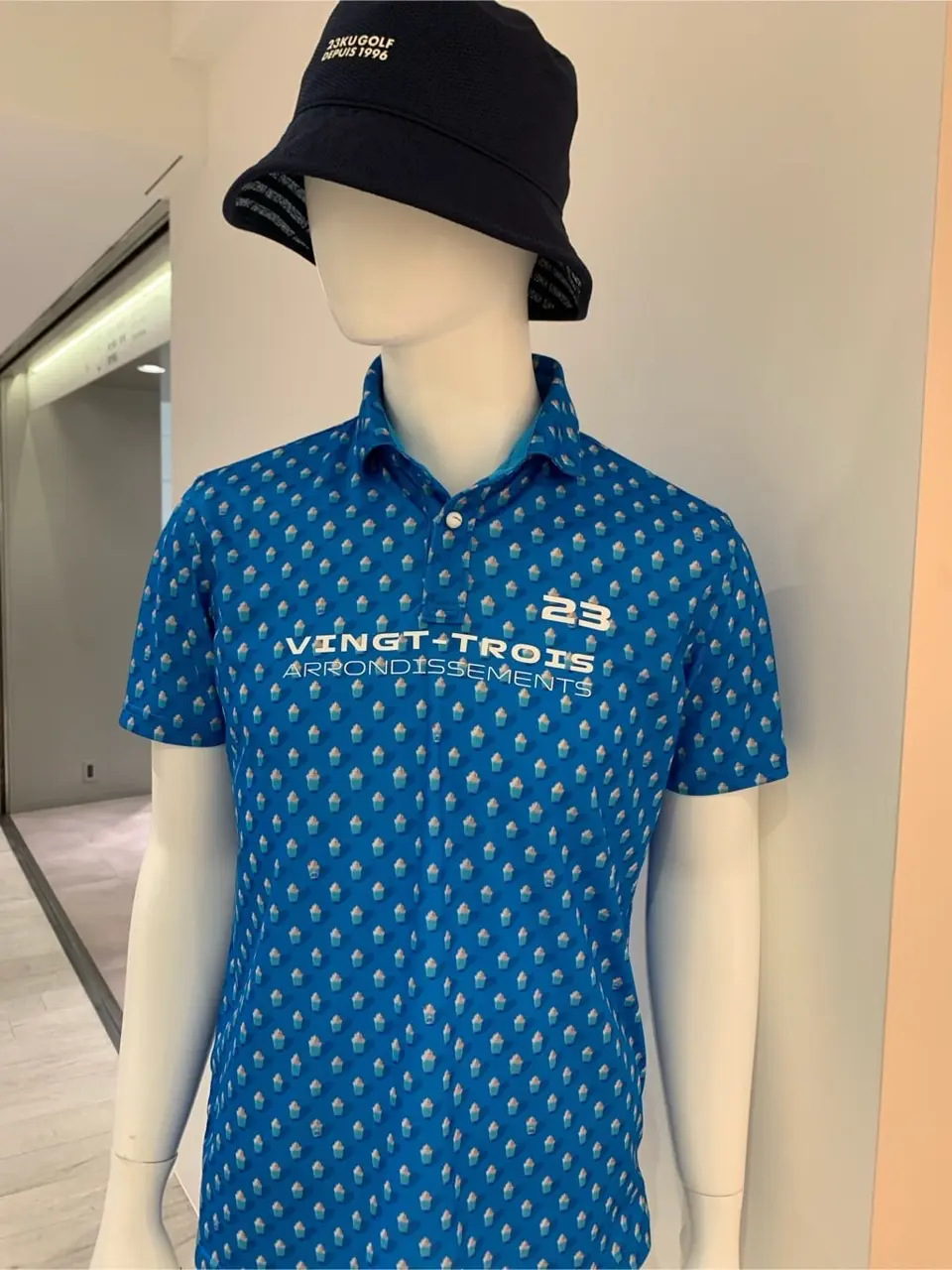 23区GOLF 松屋スタッフ コーディネート画像