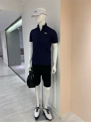 23区GOLF 松屋スタッフ コーディネート画像