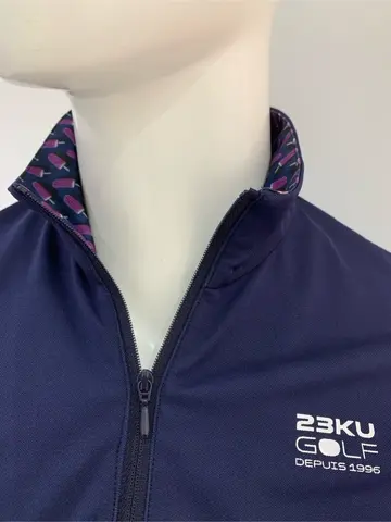 23区GOLF 松屋スタッフ コーディネート画像