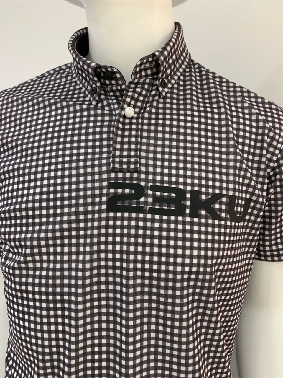 23区GOLF 松屋スタッフ コーディネート画像