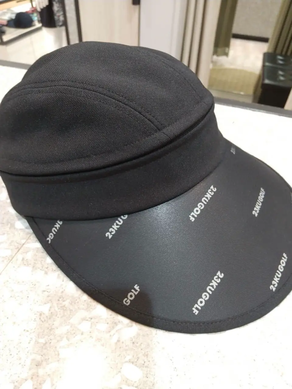 23区GOLF スタッフ コーディネート画像