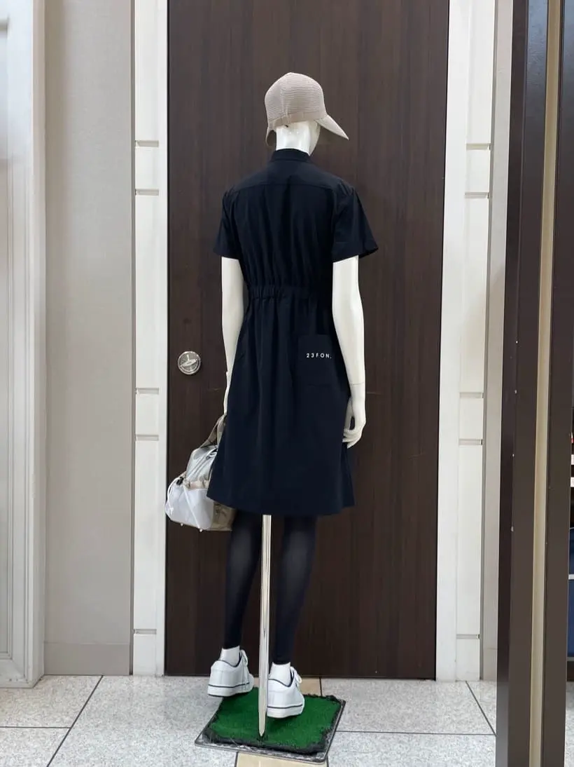 23区GOLF 藤田 コーディネート画像