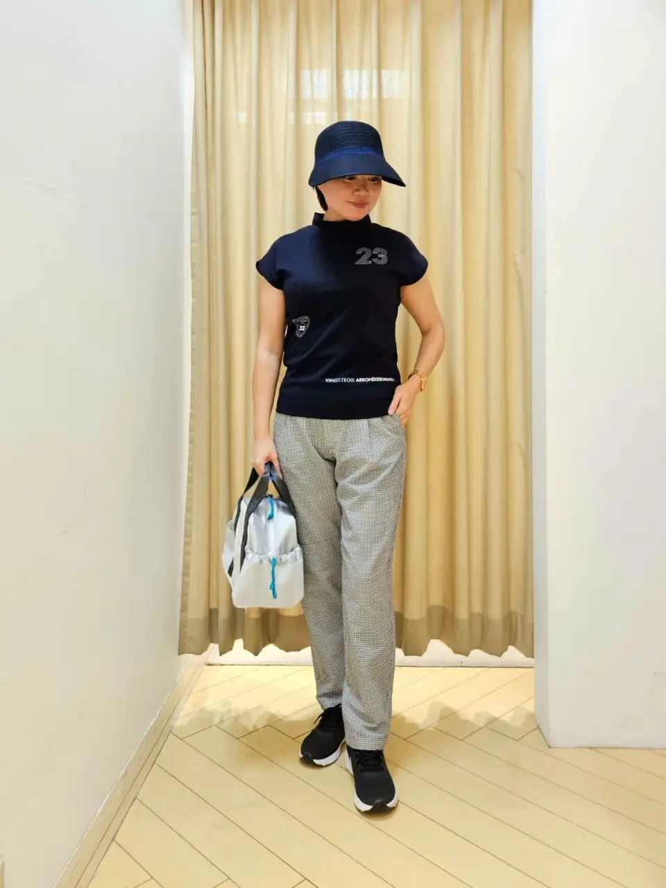 23区GOLF 堀江 コーディネート画像