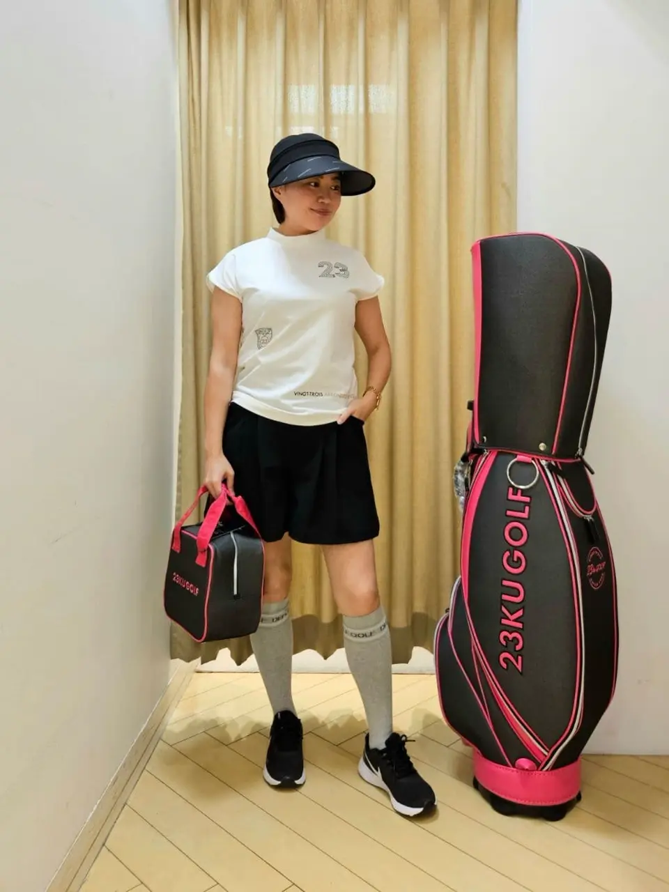 23区GOLF 堀江 コーディネート画像