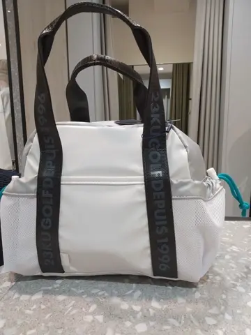 23区GOLF スタッフ コーディネート画像