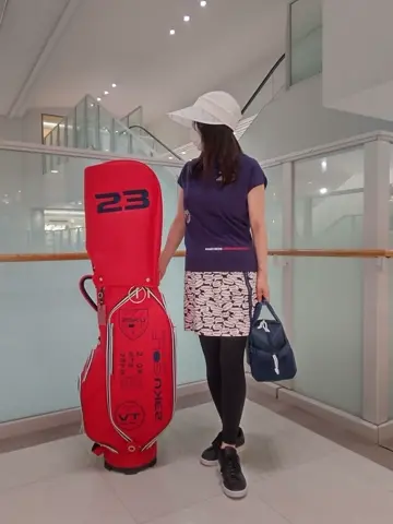 23区GOLF スタッフ コーディネート画像