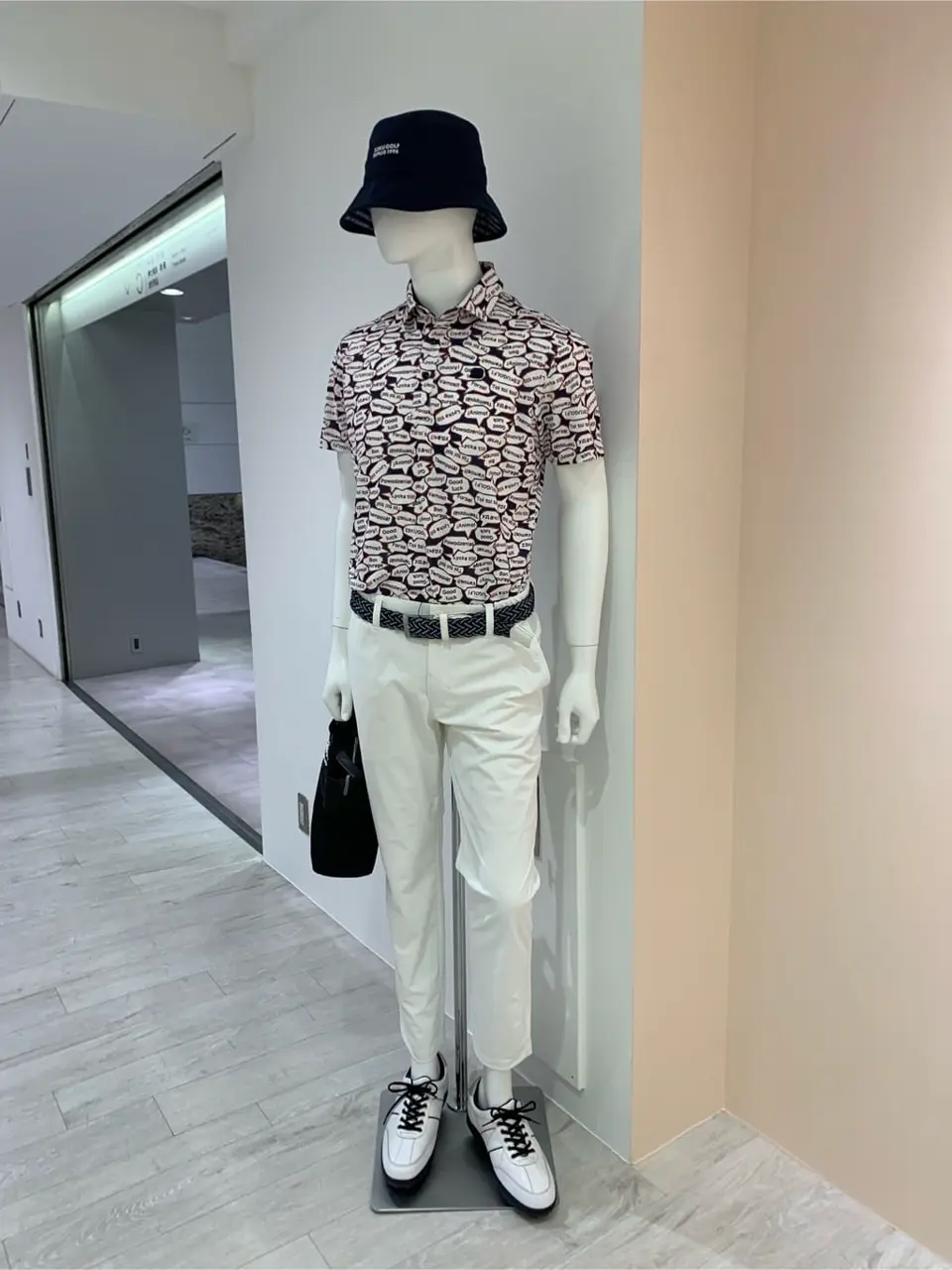 23区GOLF 松屋スタッフ コーディネート画像