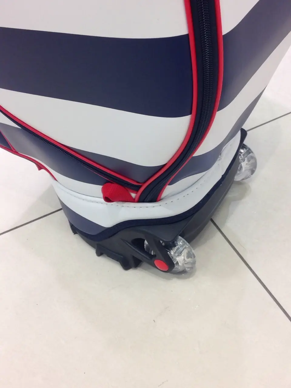 23区GOLF 松屋スタッフ コーディネート画像