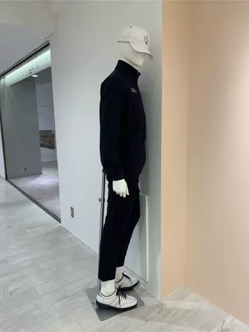 23区GOLF 松屋スタッフ コーディネート画像