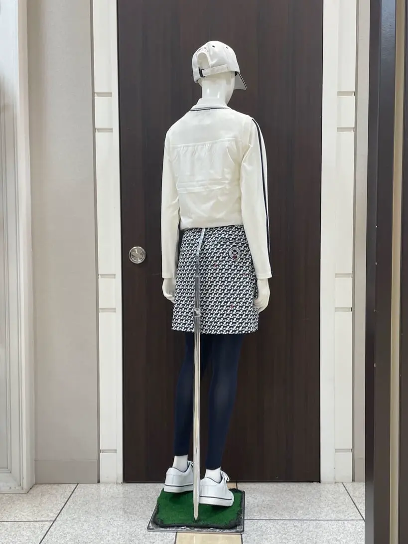 23区GOLF 藤田 コーディネート画像