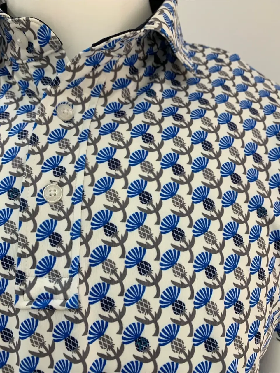 23区GOLF 松屋スタッフ コーディネート画像