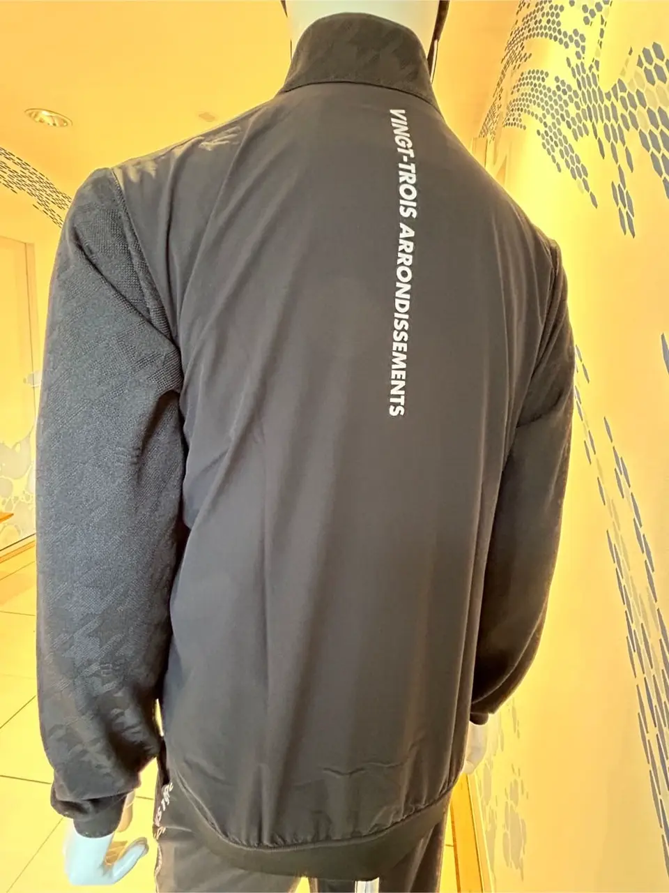 23区GOLF 南 コーディネート画像