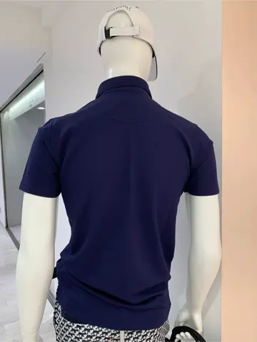 23区GOLF 松屋スタッフ コーディネート画像