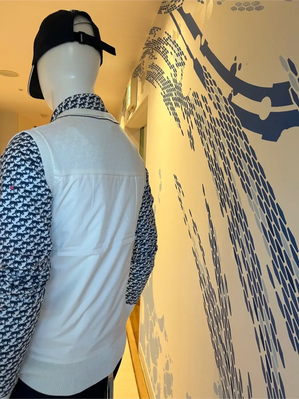 23区GOLF 南 コーディネート画像