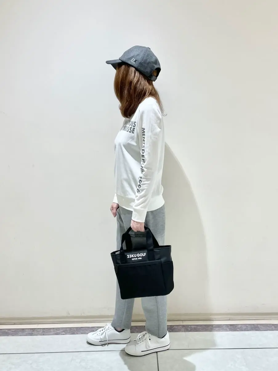 23区GOLF 松山 コーディネート画像