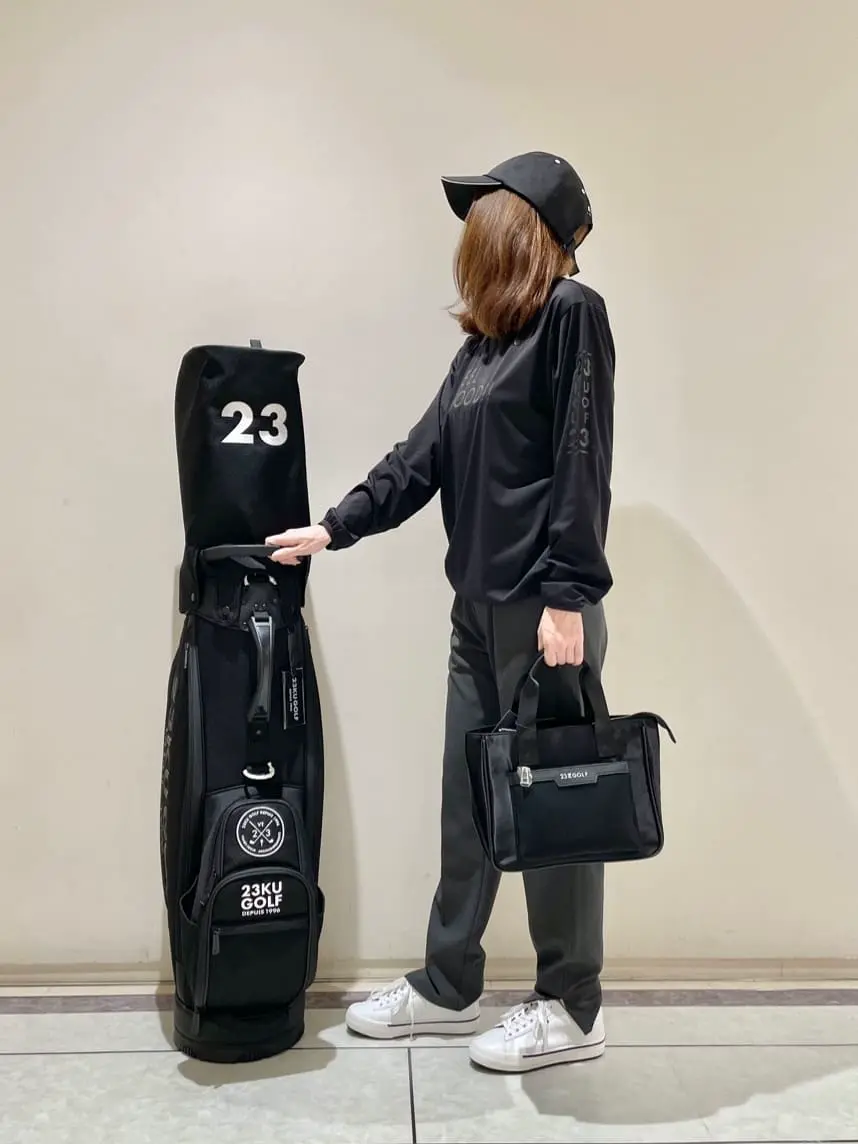 23区GOLF 松山 コーディネート画像