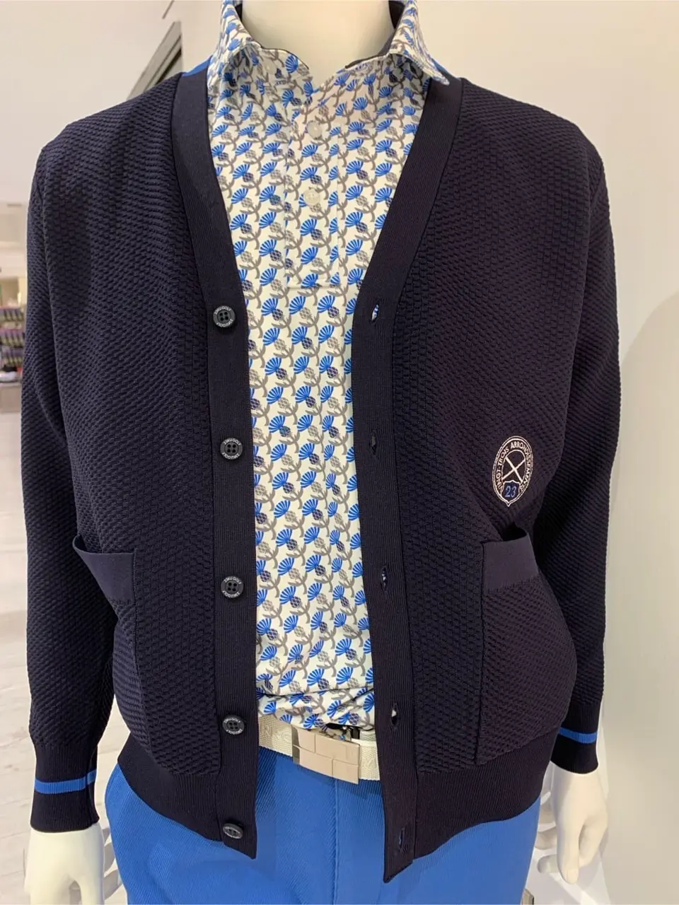 23区GOLF 松屋スタッフ コーディネート画像