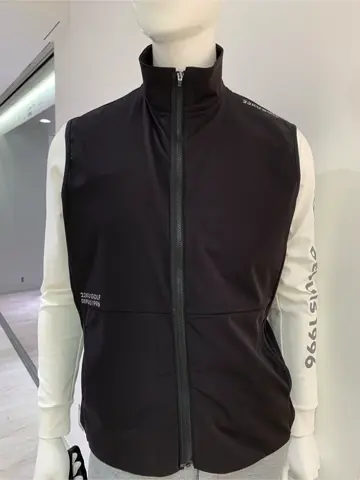 23区GOLF 松屋スタッフ コーディネート画像