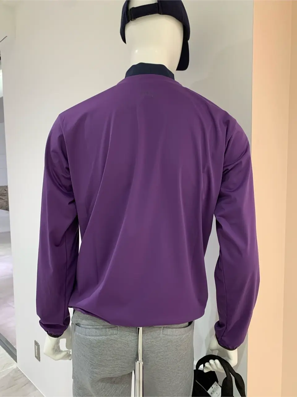 23区GOLF 松屋スタッフ コーディネート画像