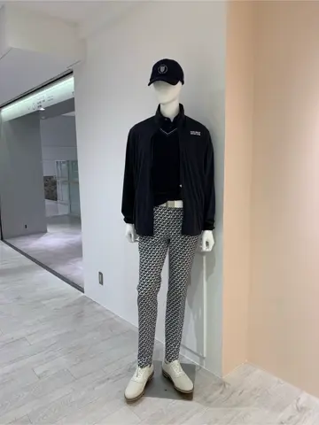 23区GOLF 松屋スタッフ コーディネート画像