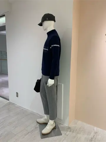 23区GOLF 松屋スタッフ コーディネート画像