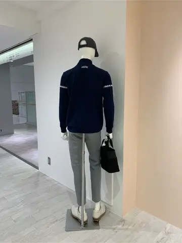 23区GOLF 松屋スタッフ コーディネート画像