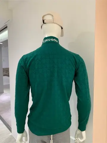 23区GOLF 松屋スタッフ コーディネート画像