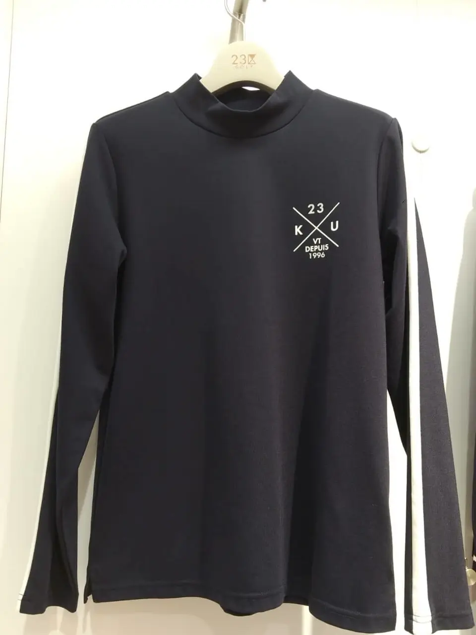 23区GOLF スタッフ コーディネート画像