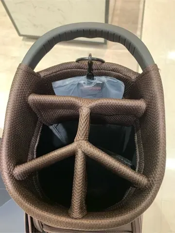 23区GOLF 松屋スタッフ コーディネート画像