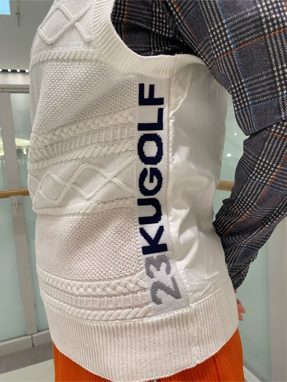 23区GOLF 草野 コーディネート画像